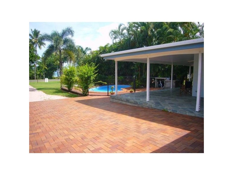 64 Porter Promenade, Mission Beach QLD 4852