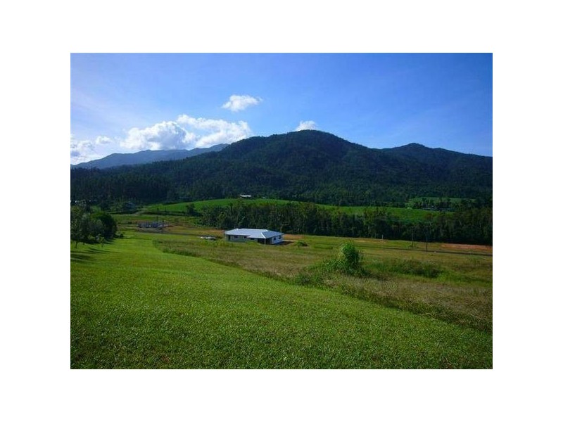 Mission Beach QLD 4852