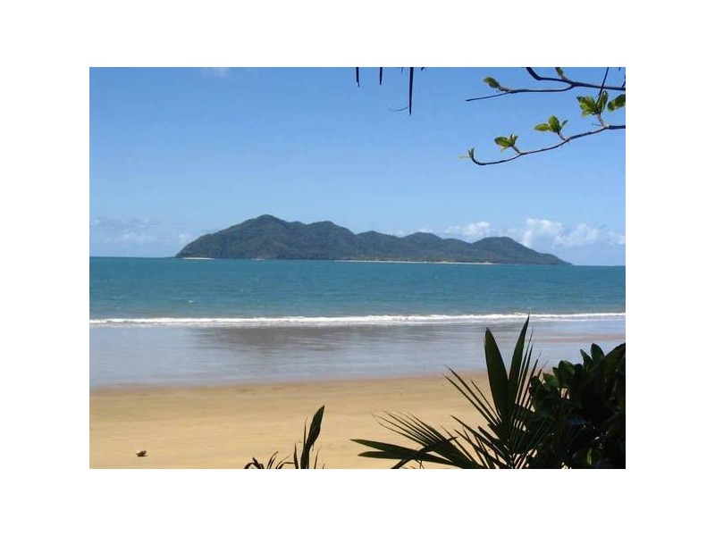 Mission Beach QLD 4852