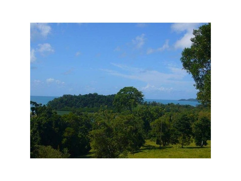 Mission Beach QLD 4852