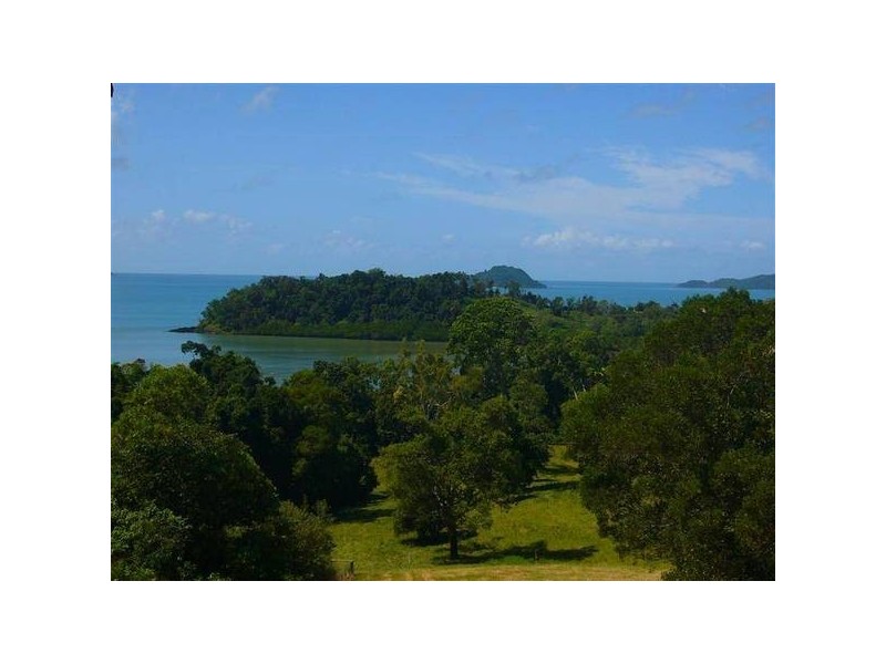 Mission Beach QLD 4852