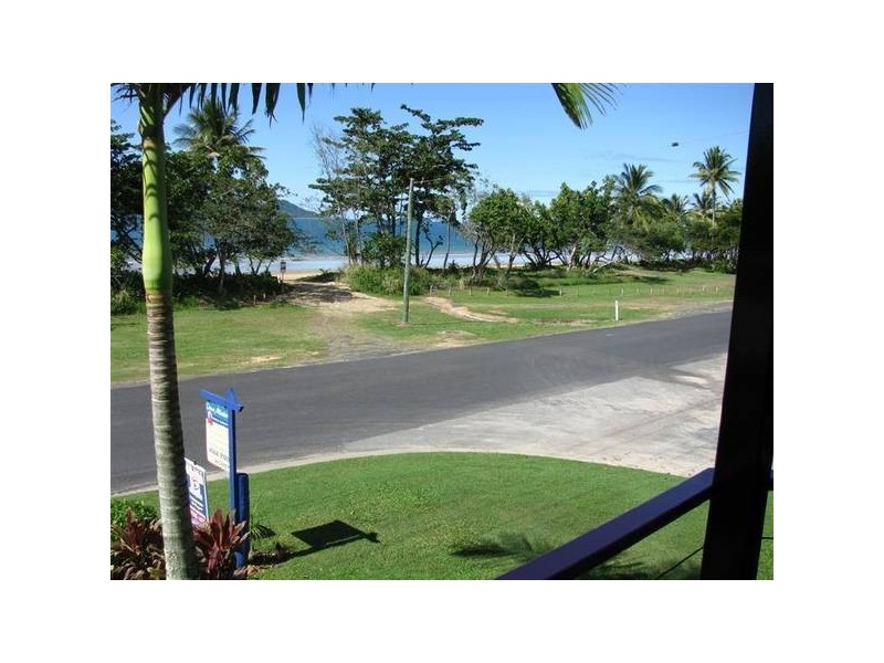 27 Banfield Parade, Wongaling Beach QLD 4852