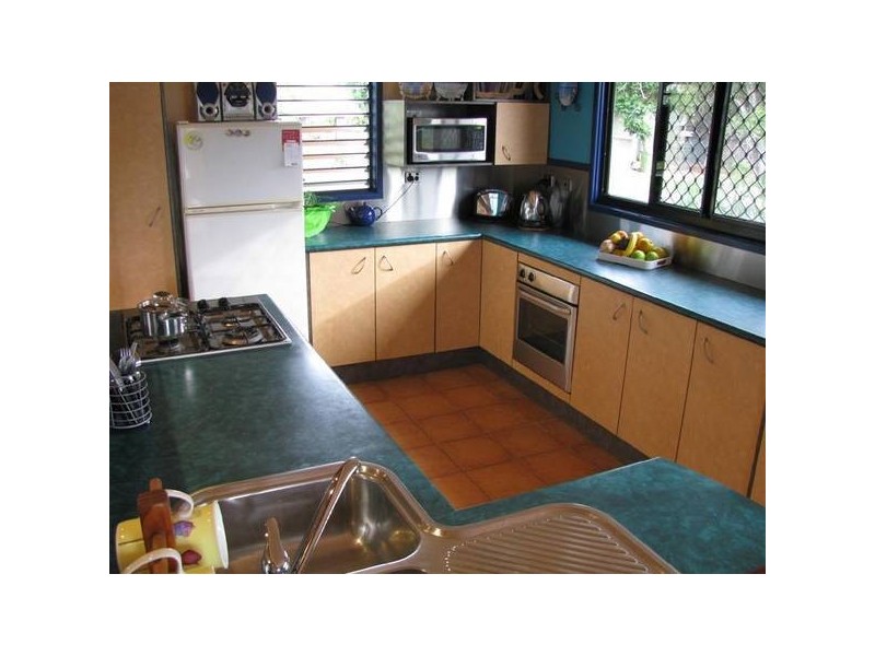 27 Banfield Parade, Wongaling Beach QLD 4852
