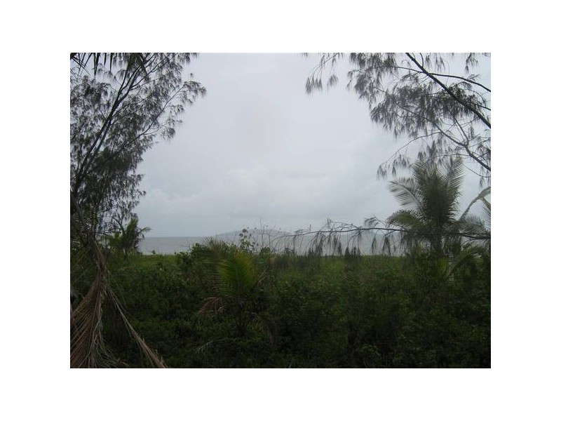 Mission Beach QLD 4852