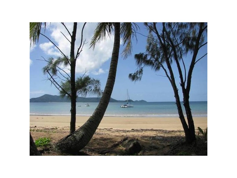 Mission Beach QLD 4852