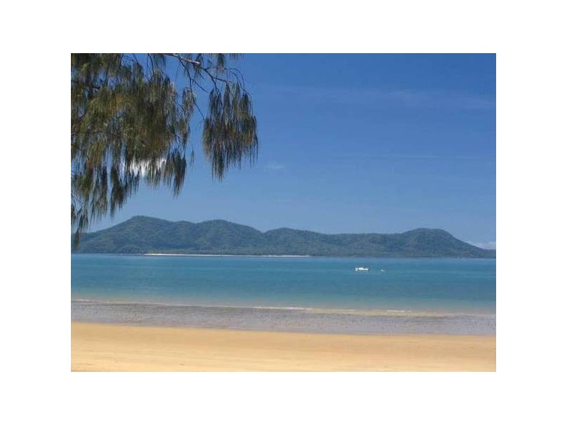 Mission Beach QLD 4852