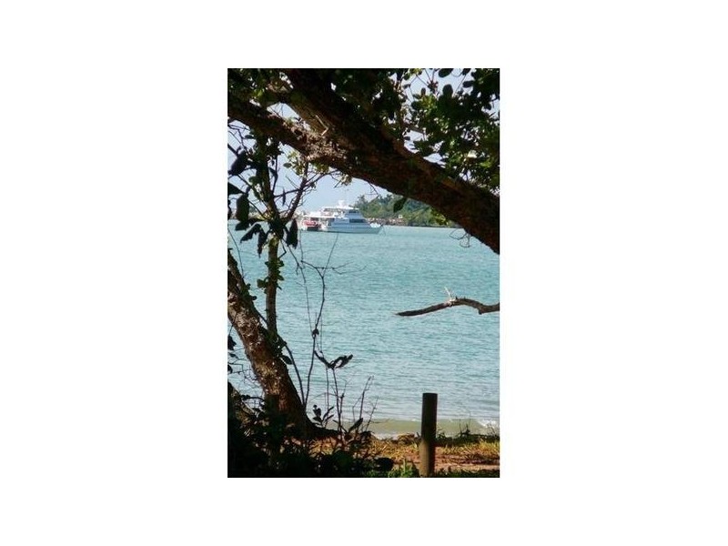 Mission Beach QLD 4852