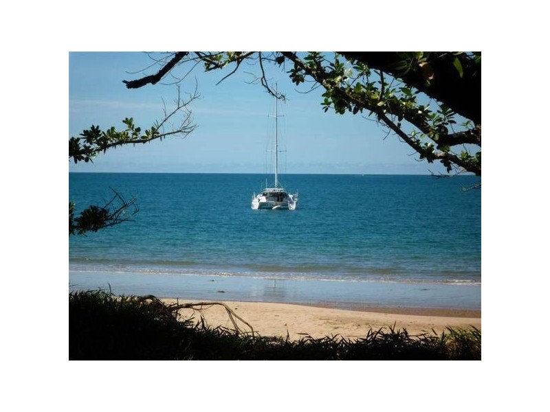 Mission Beach QLD 4852