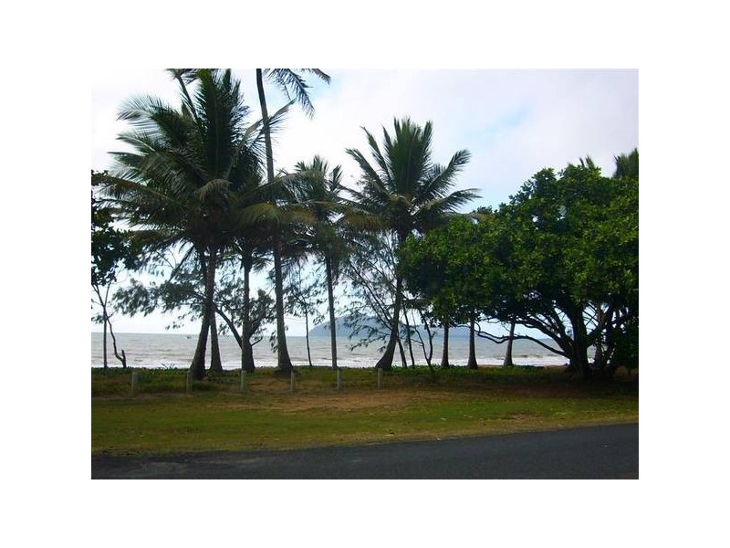 Mission Beach QLD 4852