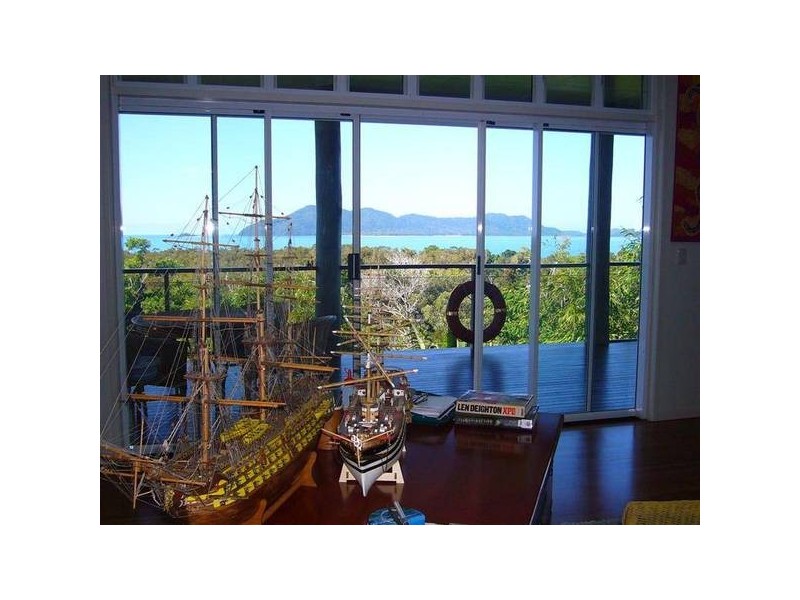 Mission Beach QLD 4852