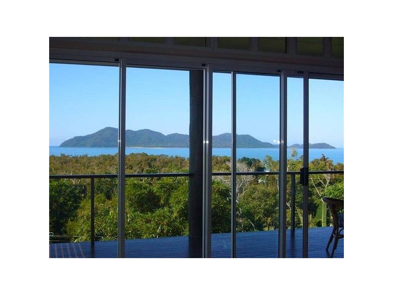 Mission Beach QLD 4852