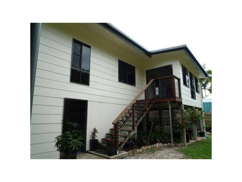 Mission Beach QLD 4852