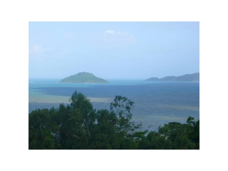 Mission Beach QLD 4852