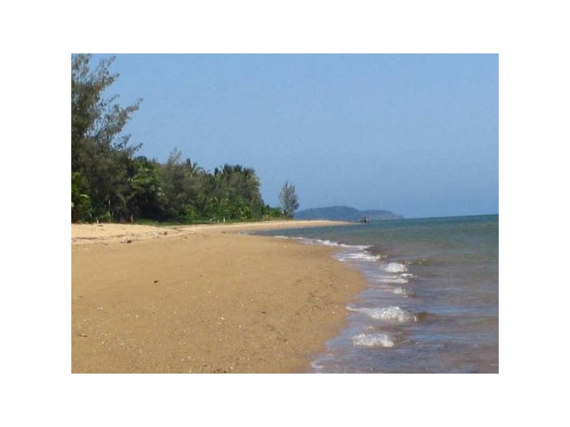 Kurrimine Beach QLD 4871
