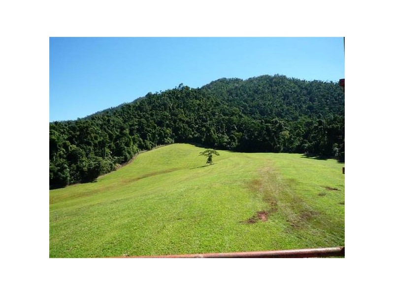 Mission Beach QLD 4852