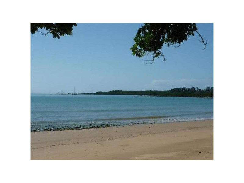 Mission Beach QLD 4852