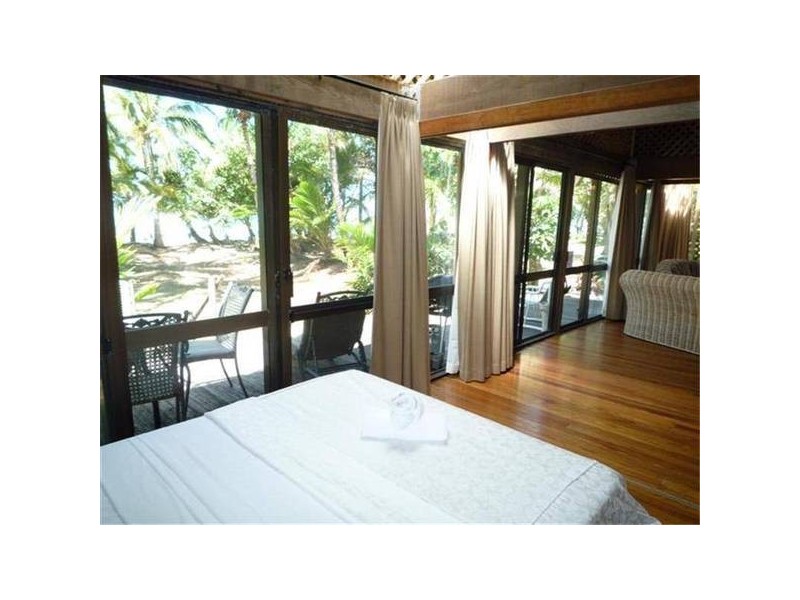 Mission Beach QLD 4852