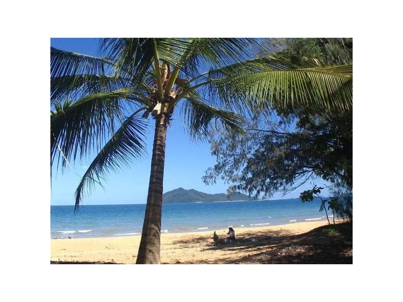 Wongaling Beach QLD 4852