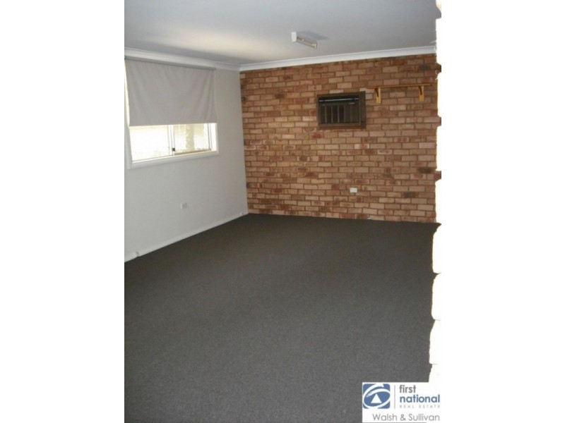 19 Andrews Avenue, Toongabbie NSW 2146