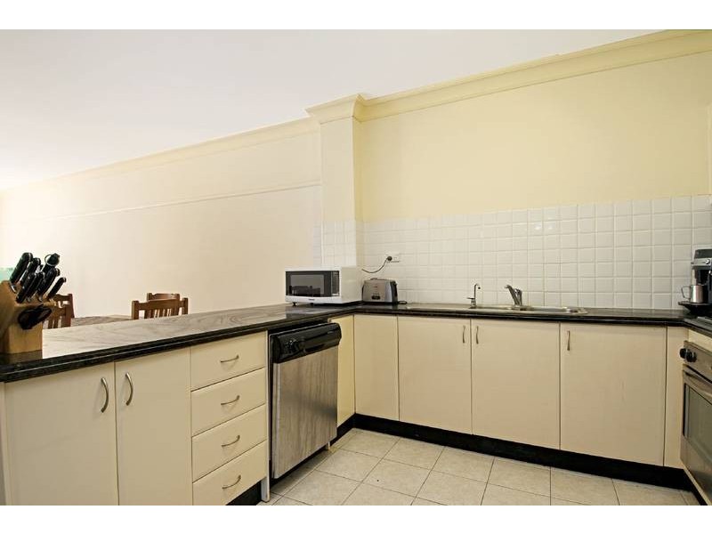 13/1 Cheriton Ave, Castle Hill NSW 2154