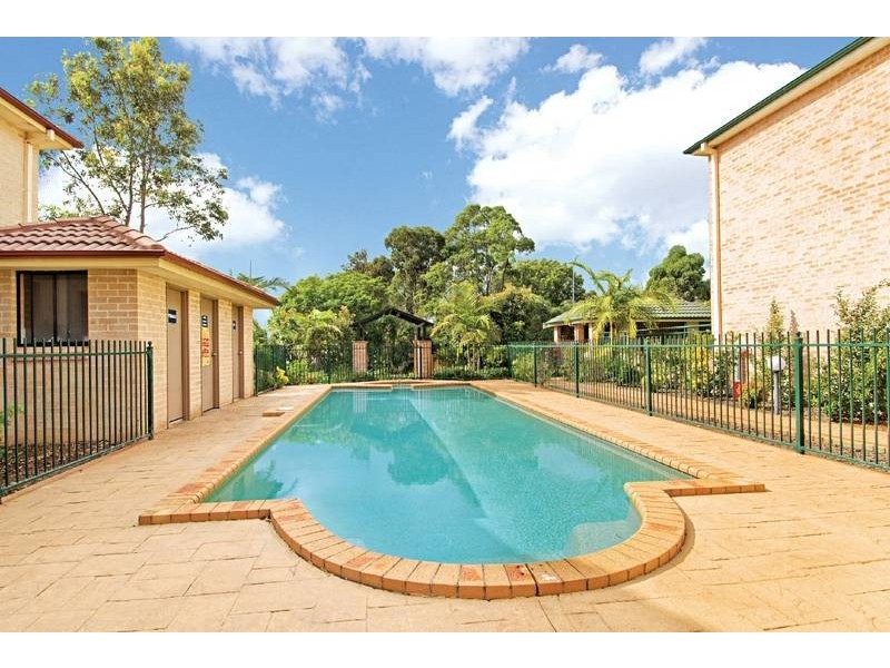 13/1 Cheriton Ave, Castle Hill NSW 2154