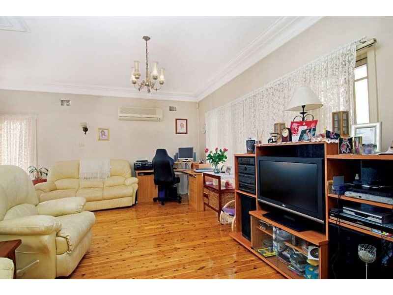 Constitution Hill NSW 2145