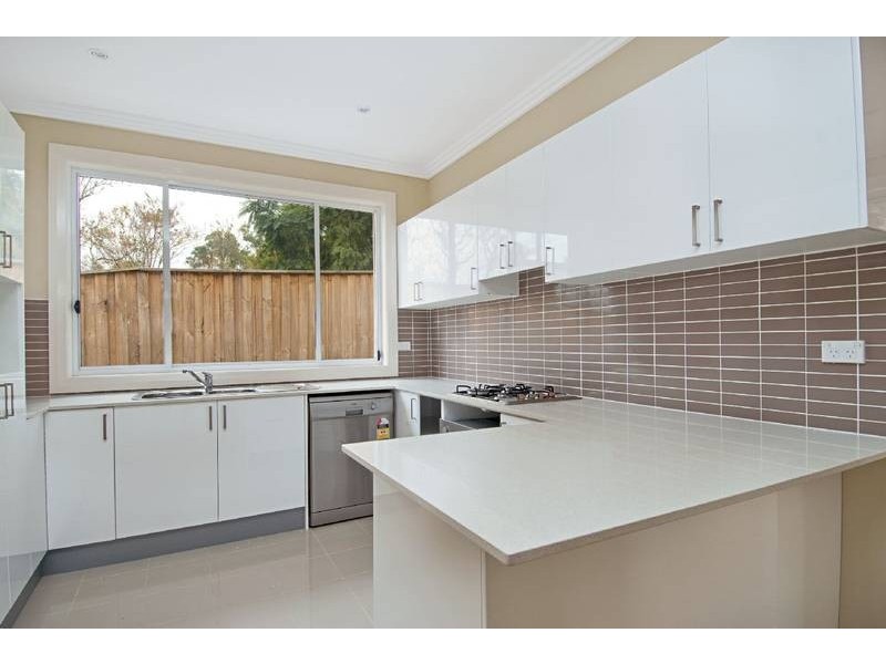 16-20 Oakland Ave, Baulkham Hills NSW 2153