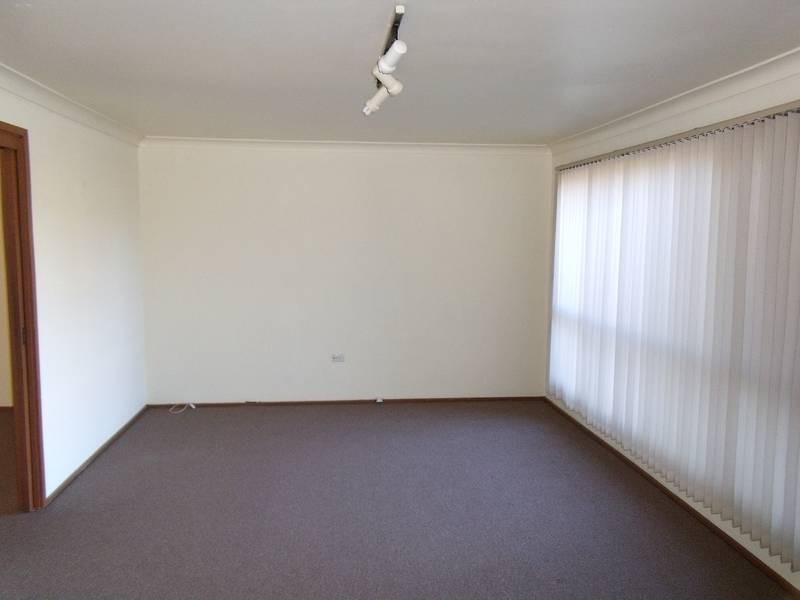 25 Madeline Avenue, Northmead NSW 2152