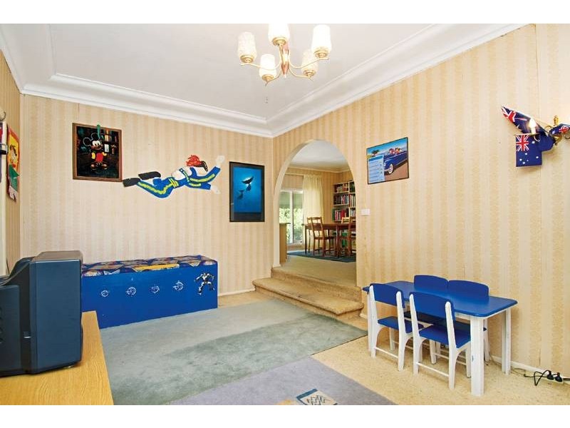 8 Brodie Street, Baulkham Hills NSW 2153