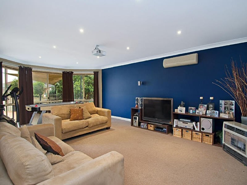 16 Huon Place, Bella Vista NSW 2153