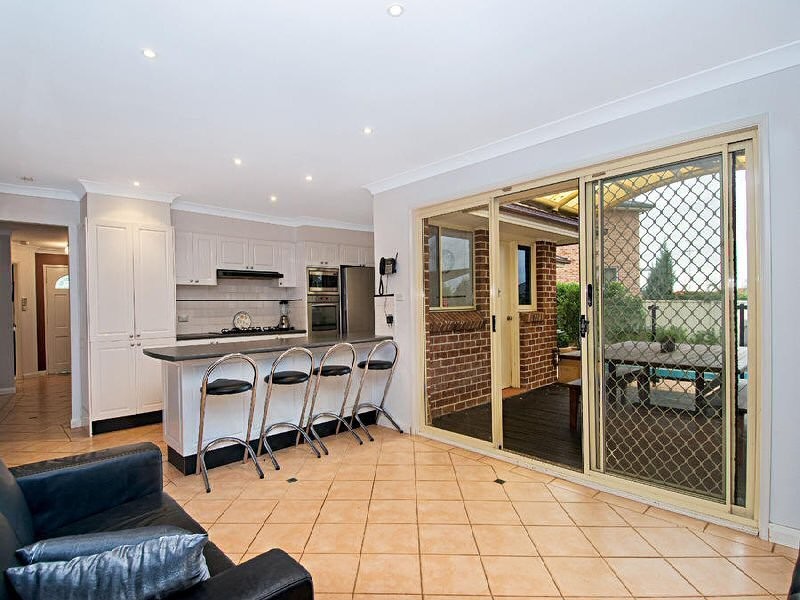 16 Huon Place, Bella Vista NSW 2153