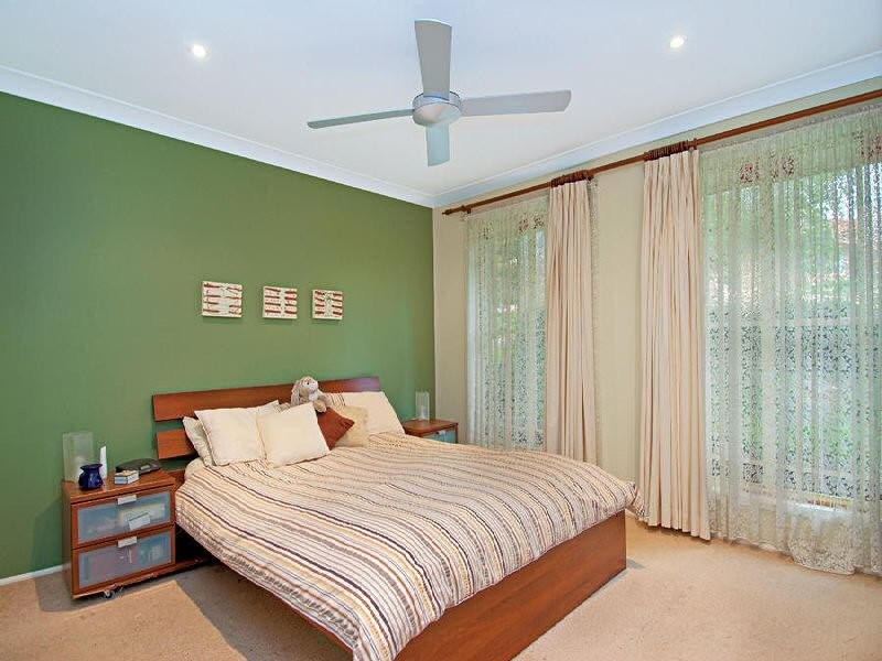 16 Huon Place, Bella Vista NSW 2153