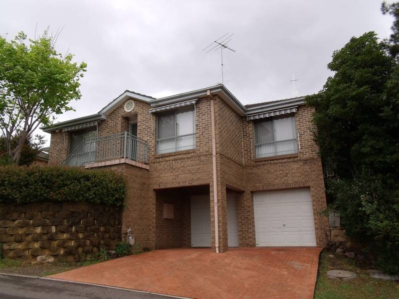 2 Lachlan Drive, Winston Hills NSW 2153