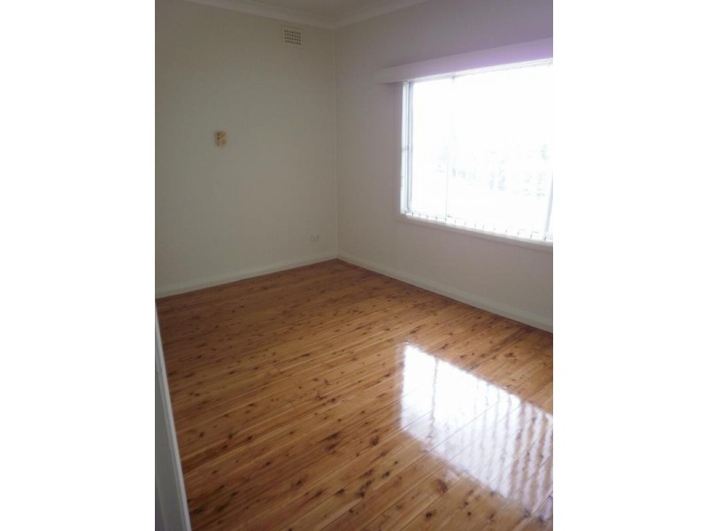 19 Burlington Street, Northmead NSW 2152