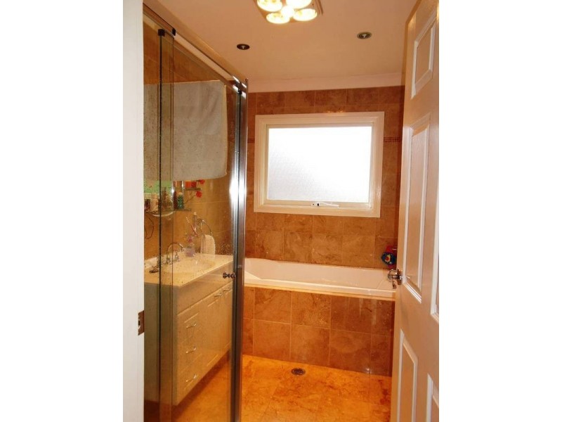 1 Eve Place, Winston Hills NSW 2153