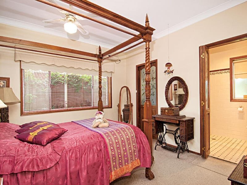 4 Ixion Street, Winston Hills NSW 2153