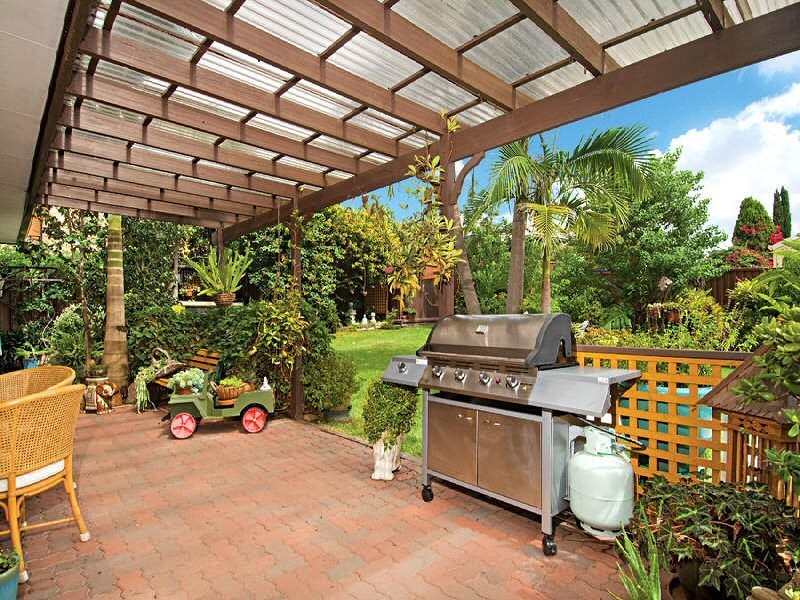 4 Ixion Street, Winston Hills NSW 2153