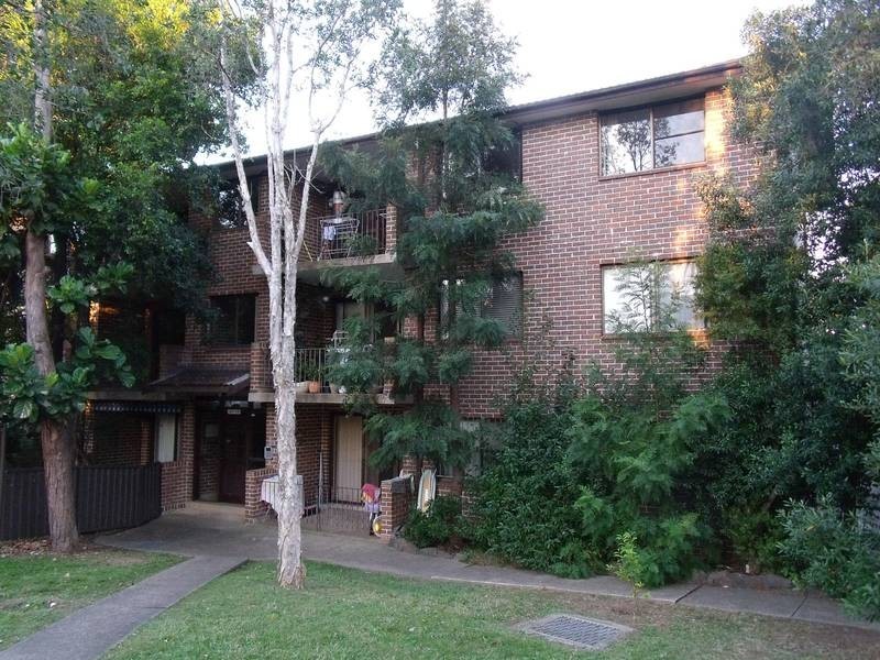 13/18-20 Central Avenue, Westmead NSW 2145