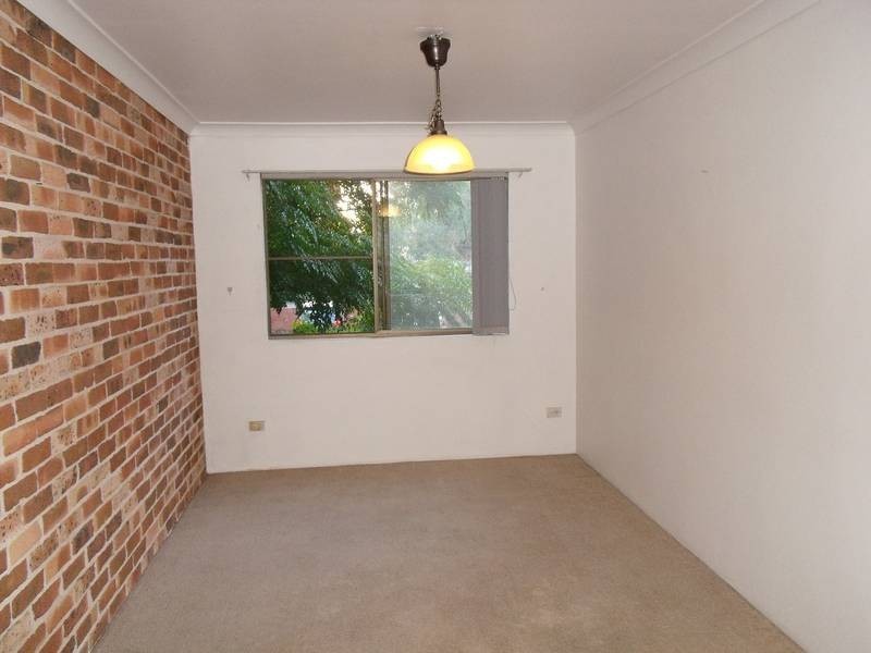 13/18-20 Central Avenue, Westmead NSW 2145