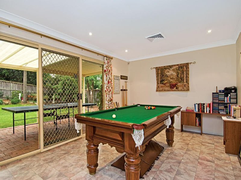 86 Crestwood Drive, Baulkham Hills NSW 2153