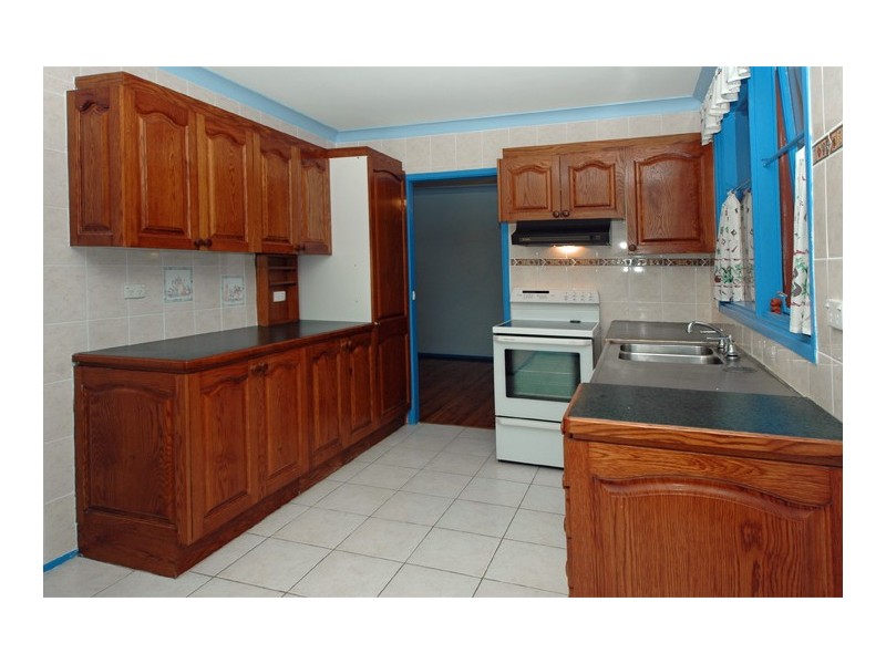 18 Caroline Chisholm Drive, Winston Hills NSW 2153