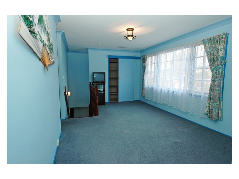 18 Caroline Chisholm Drive, Winston Hills NSW 2153