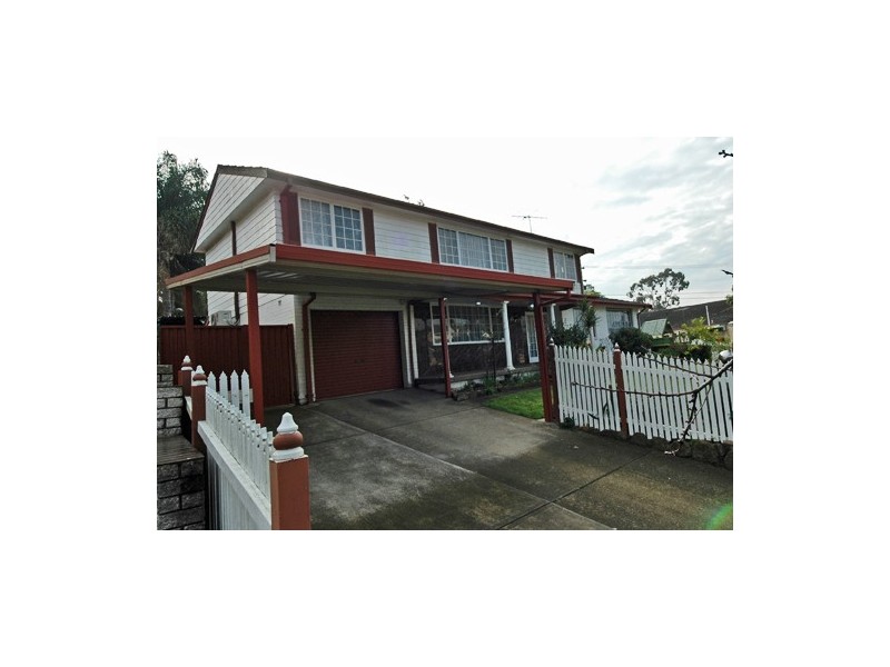 18 Caroline Chisholm Drive, Winston Hills NSW 2153