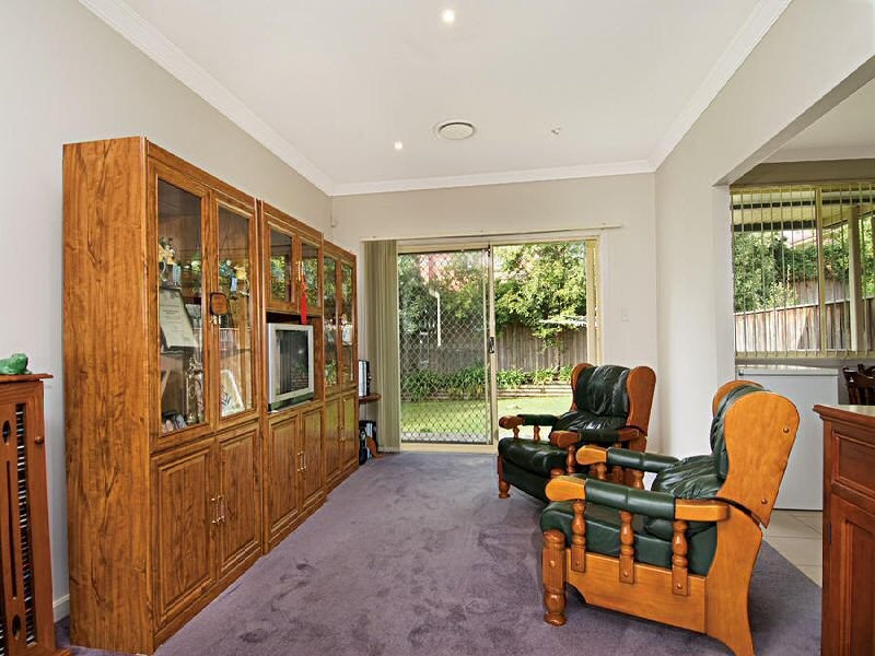 7 Jacqui Circuit, Baulkham Hills NSW 2153