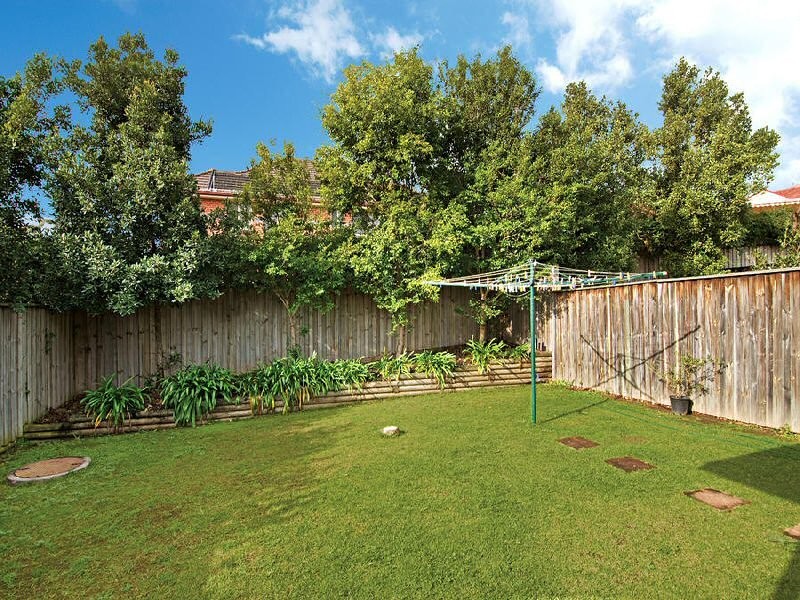 7 Jacqui Circuit, Baulkham Hills NSW 2153