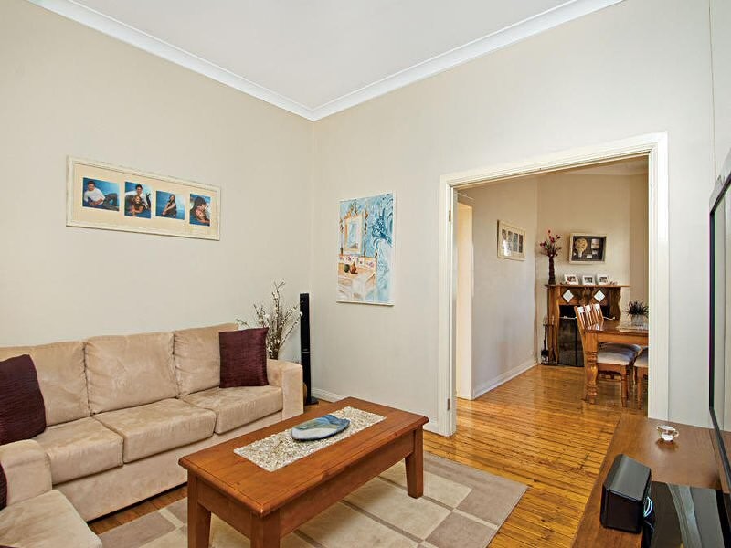 85 Windsor Road (Cnr Fletcher Street), Northmead NSW 2152