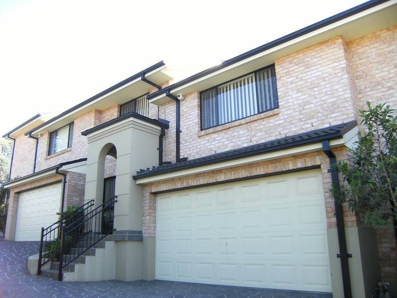 2/63 Old Northern Road, Baulkham Hills NSW 2153