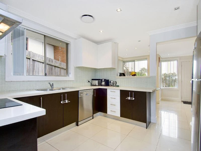 6 Rebecca Parade, Winston Hills NSW 2153