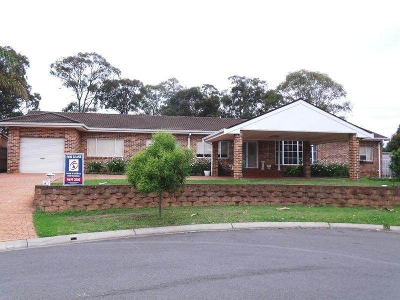 4 Galea Avenue, Glenwood NSW 2768