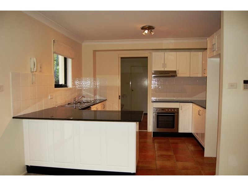 5/8 Kenneth Avenue, Baulkham Hills NSW 2153